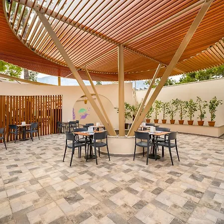 Seven Seas Gravel Select Üdülőközpont 5*